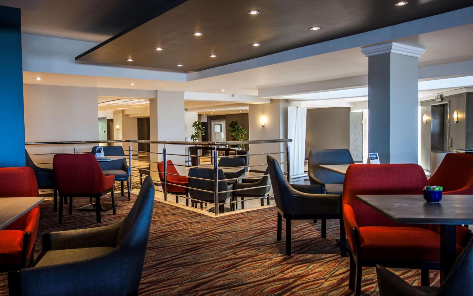 Hotel Garden Court East London Esterno foto