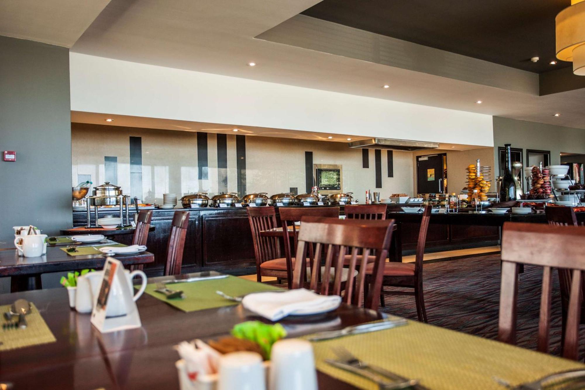 Hotel Garden Court East London Esterno foto